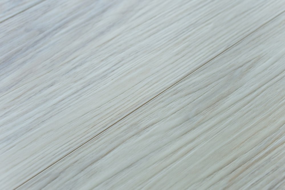 Замковая ПВХ плитка "Art Tile" Клён Жемчужный (1220*152*5 мм) — купить в Чебоксарах