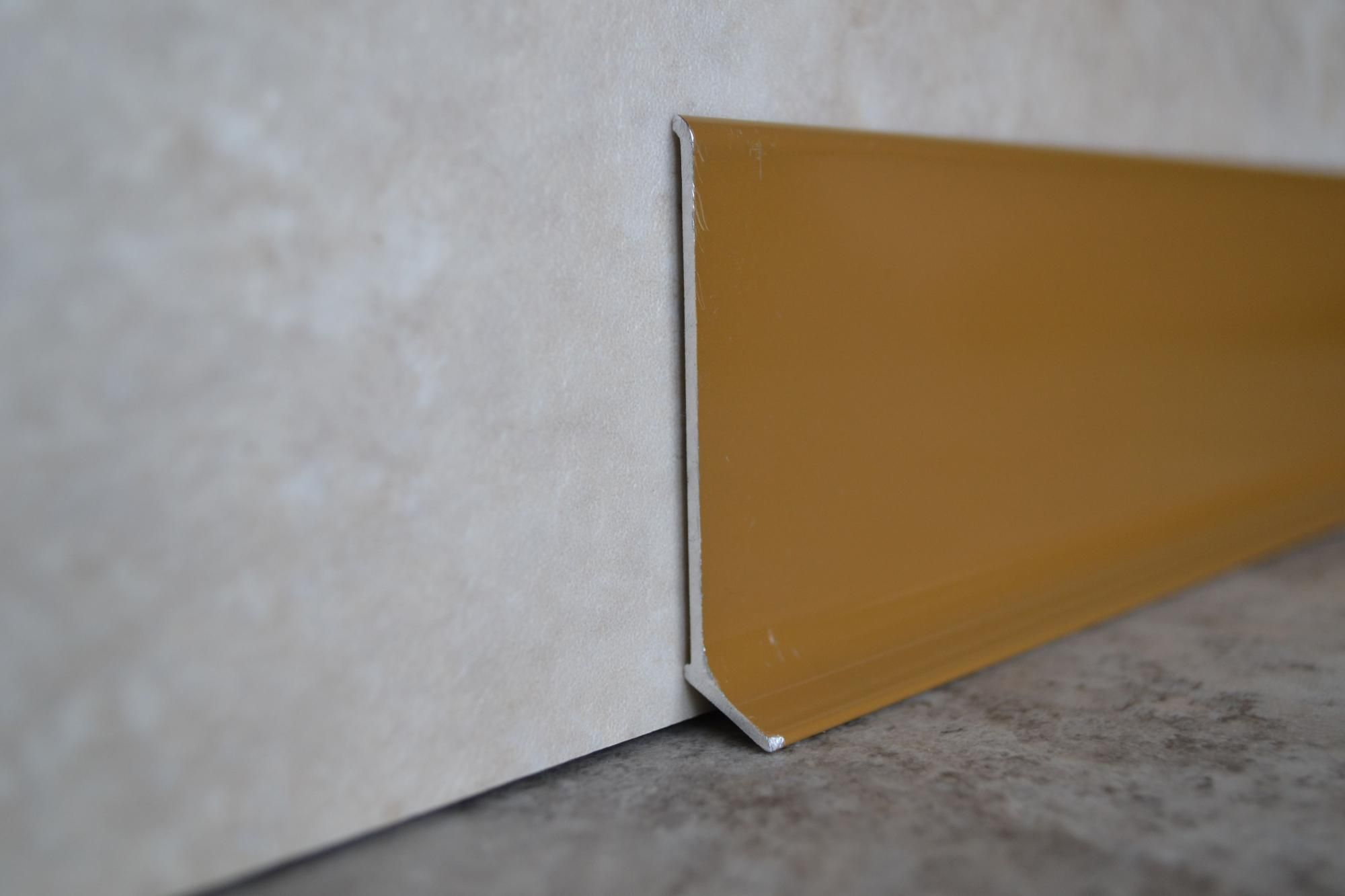 Плинтус алюминиевый L-образный золотой (2500*11*60 мм) — купить в Чебоксарах